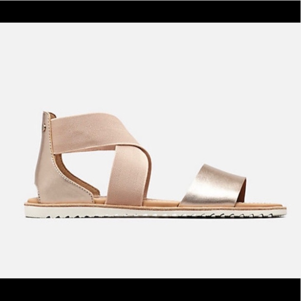 NEVER WORN!!! Sorel Ella Sandal- Warm Gold